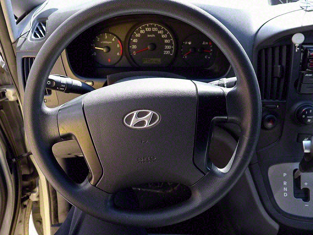 HYUNDAI Starex 2009 Plateado - Importación desde Corea - HF Imports Iquique - Foto 8