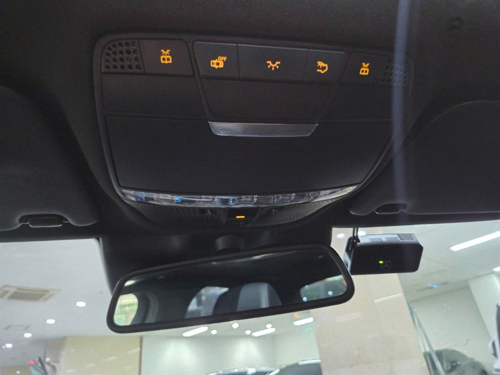 Mercedes Benz C Class 2016 Negro - Importación desde Corea - HF Imports Iquique - Foto 16