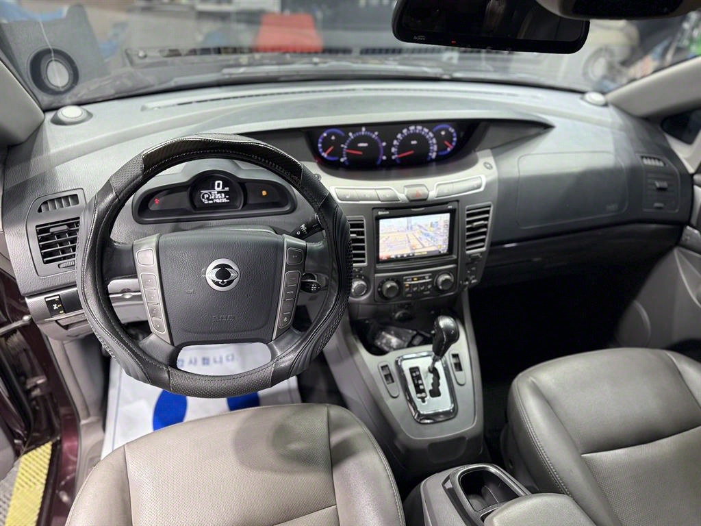 Ssangyong Korando - Vista 5