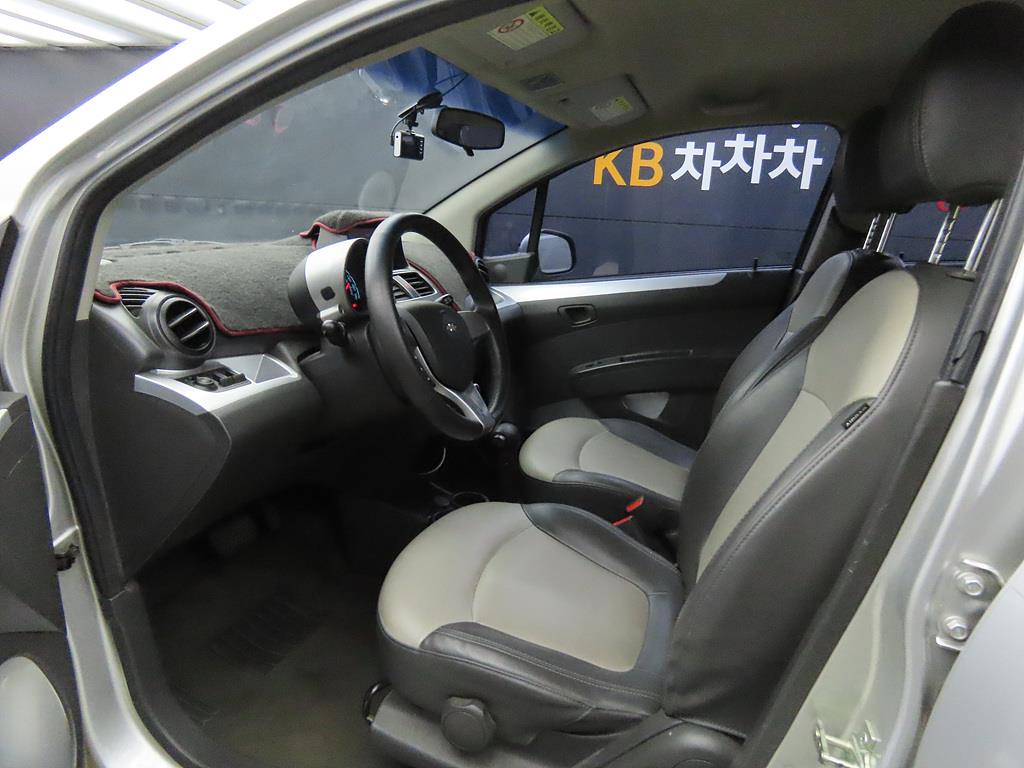 Chevrolet Spark - Vista 5