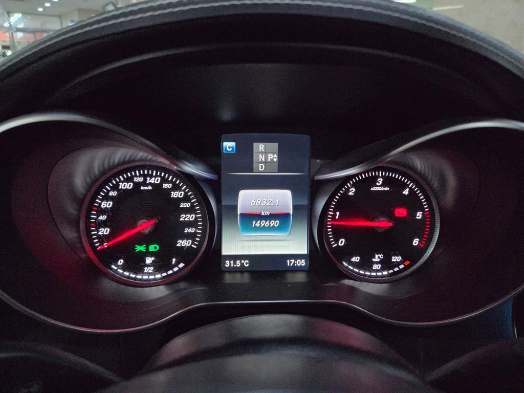 Mercedes Benz C Class - Vista 10