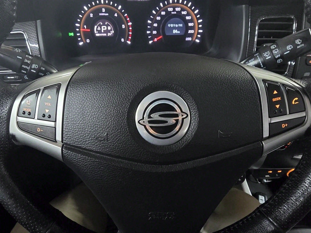 Ssangyong Korando - Vista 12