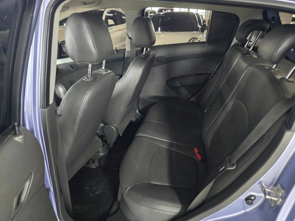 Chevrolet Spark - Vista 6