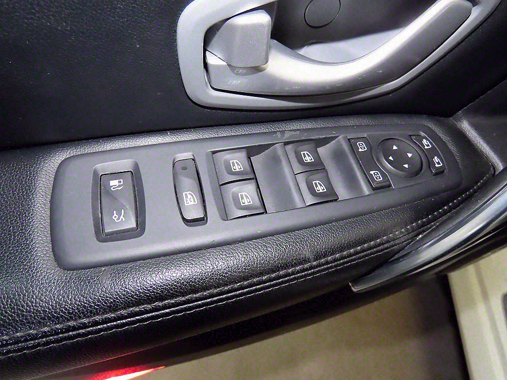 SAMSUNG SM5 2012 Blanco - Importación desde Corea - HF Imports Iquique - Foto 13