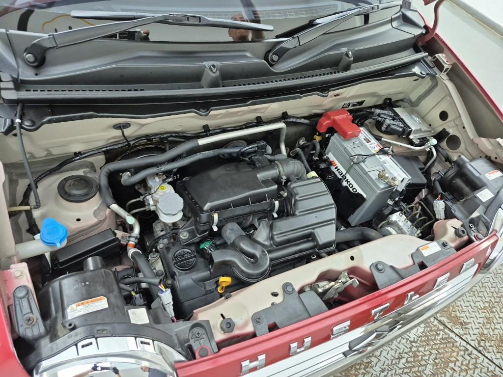 Suzuki Hustler - Vista 6