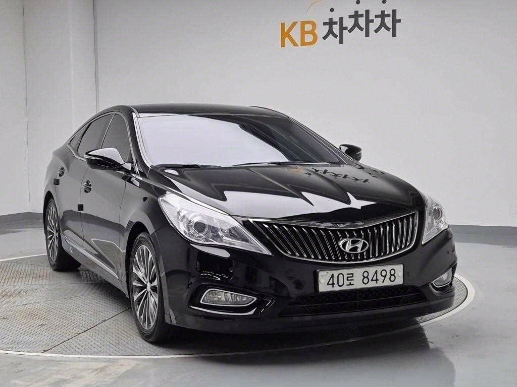 HYUNDAI Grandeur - Vista 4