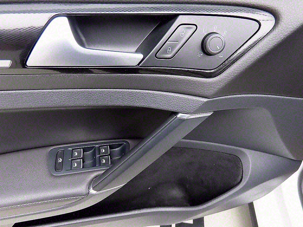 Volkswagen Golf - Vista 11