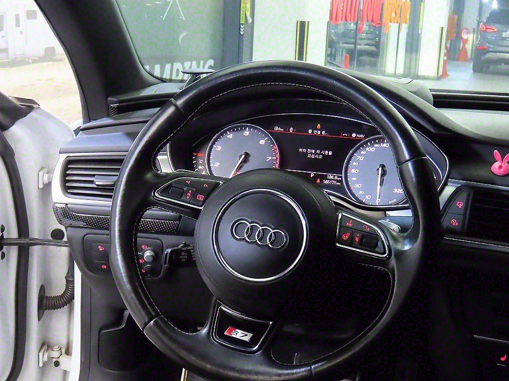Audi S7 - Vista 8