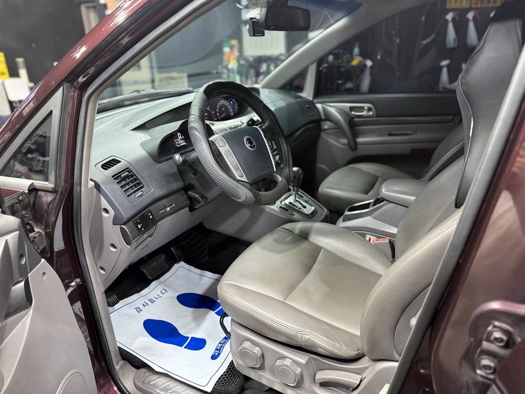 Ssangyong Korando - Vista 6