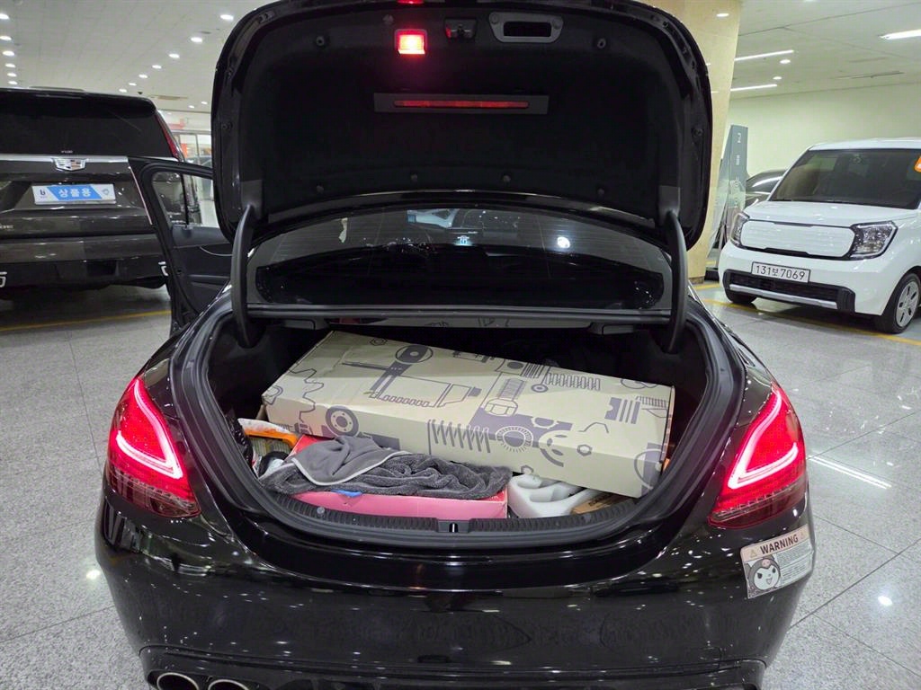 Mercedes Benz C Class 2016 Negro - Importación desde Corea - HF Imports Iquique - Foto 19