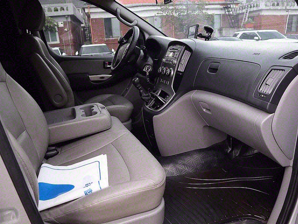 HYUNDAI Starex 2016 Gris - Importación desde Corea - HF Imports Iquique - Foto 13