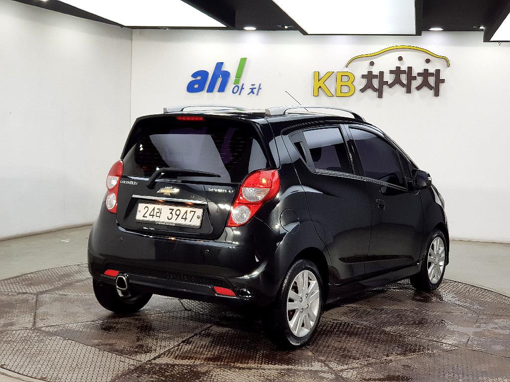 Chevrolet Spark - Vista 4