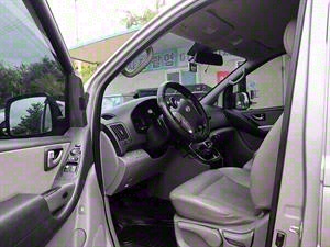 HYUNDAI Starex - Vista 12