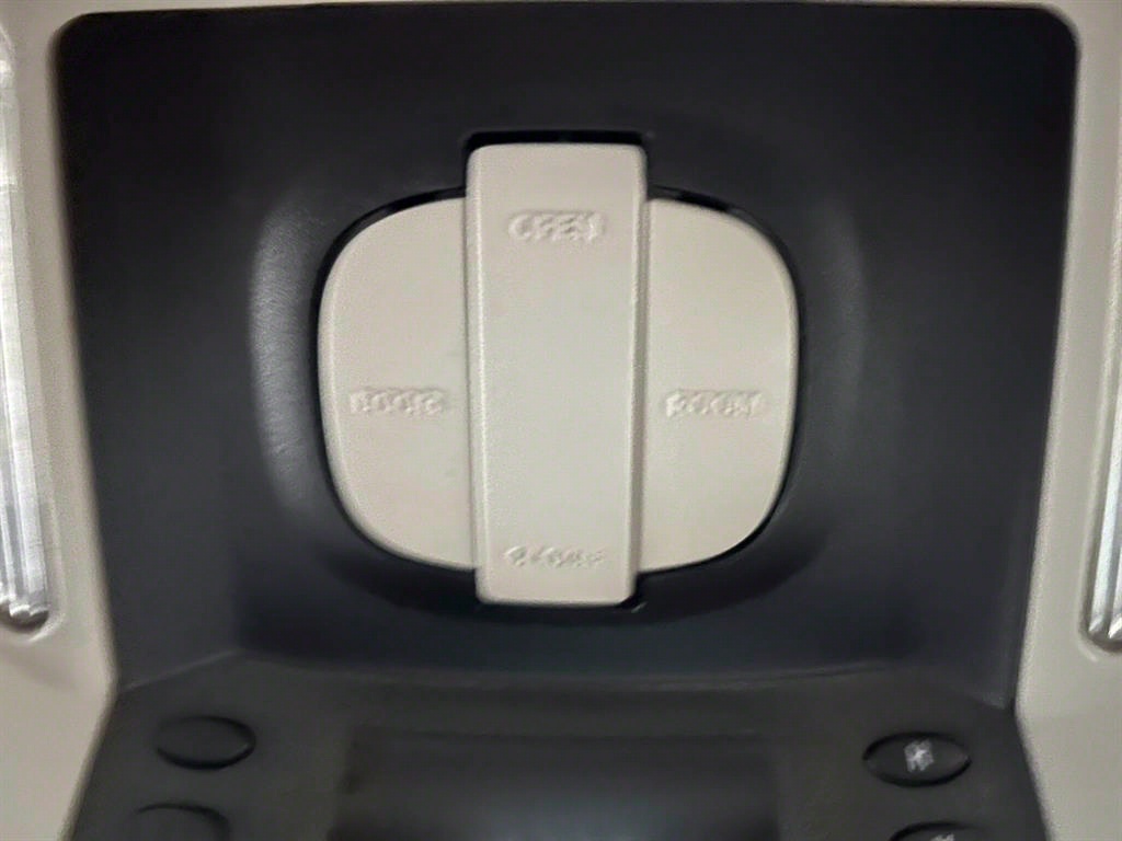 Ssangyong Rodius 2013 Plateado - Importación desde Corea - HF Imports Iquique - Foto 15