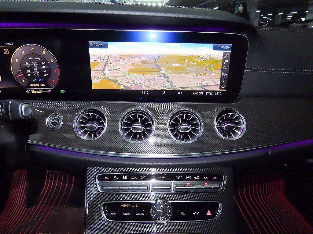 Mercedes Benz E class - Vista 11