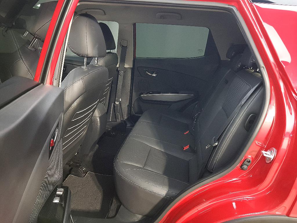 Ssangyong Tivoli - Vista 9