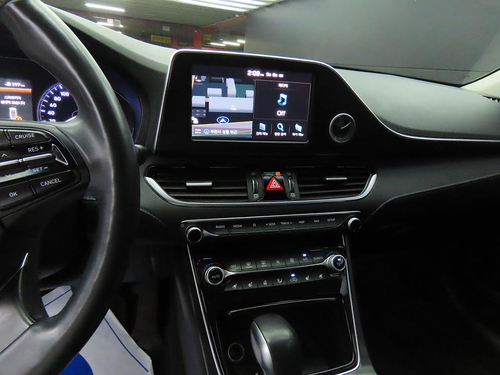 HYUNDAI Grandeur - Vista 10