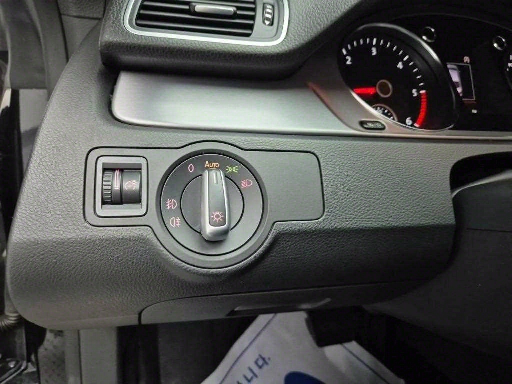 Volkswagen CC 2015 Negro - Importación desde Corea - HF Imports Iquique - Foto 18