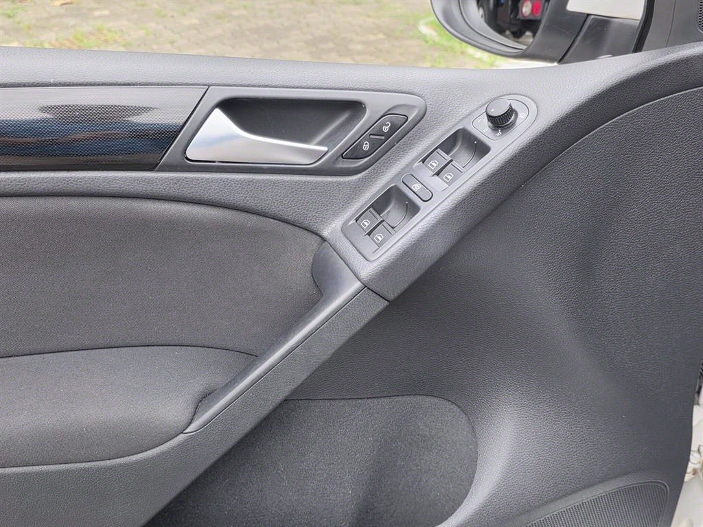 Volkswagen Golf - Vista 7