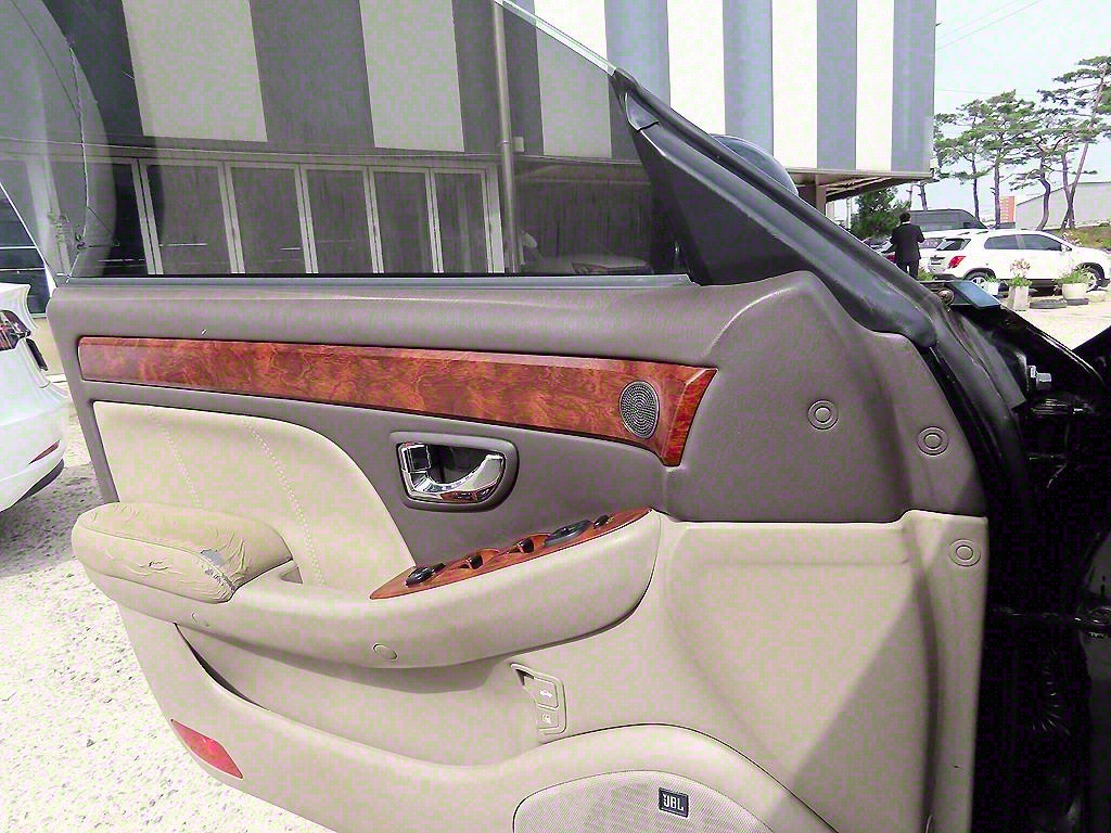 HYUNDAI Grandeur - Vista 11