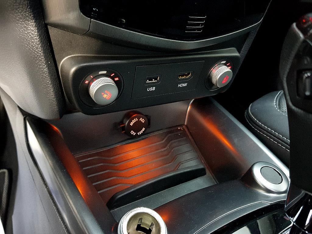 Ssangyong Tivoli 2018 Rojo - Importación desde Corea - HF Imports Iquique - Foto 13