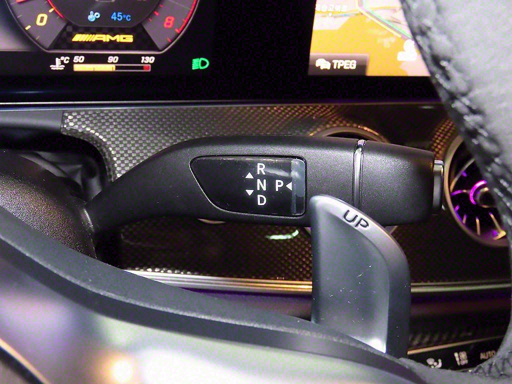 Mercedes Benz E class 2020 Negro - Importación desde Corea - HF Imports Iquique - Foto 13