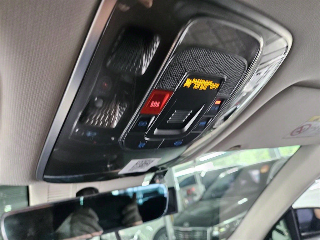 Genesis GV80 2023 Blanco - Importación desde Corea - HF Imports Iquique - Foto 18