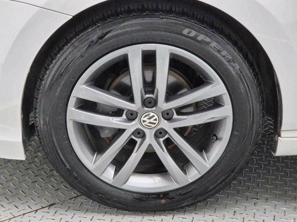 Volkswagen polo 2016 Blanco - Importación desde Corea - HF Imports Iquique - Foto 19