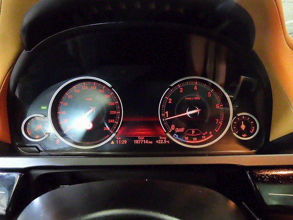 BMW 7 Series - Vista 9