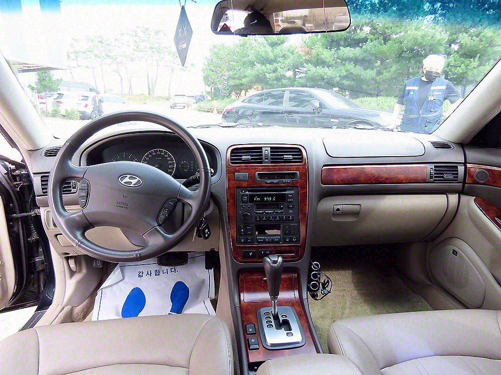 HYUNDAI Grandeur - Vista 7