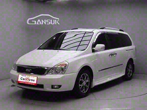 KIA Carnival - Vista 4