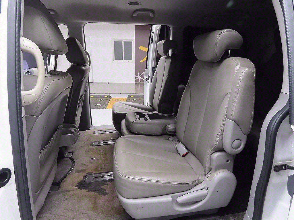 KIA Carnival 2013 Blanco - Importación desde Corea - HF Imports Iquique - Foto 9