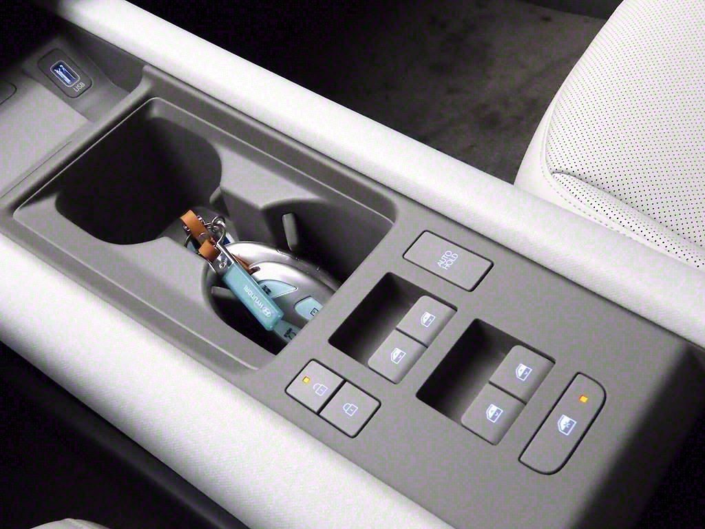 HYUNDAI Ioniq 6 - Vista 11