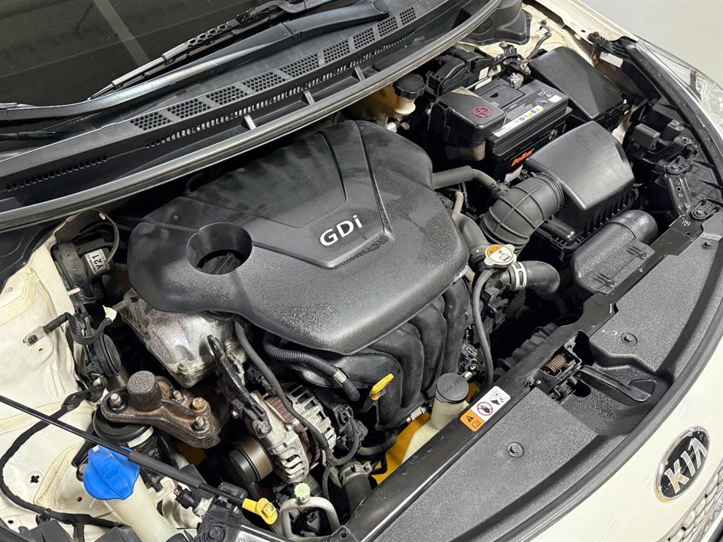 KIA K3 2013 Blanco - Importación desde Corea - HF Imports Iquique - Foto 16