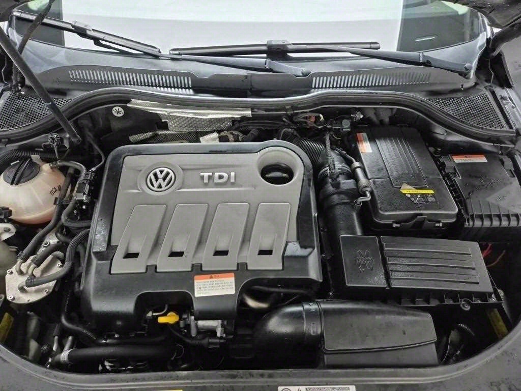 Volkswagen CC - Vista 5
