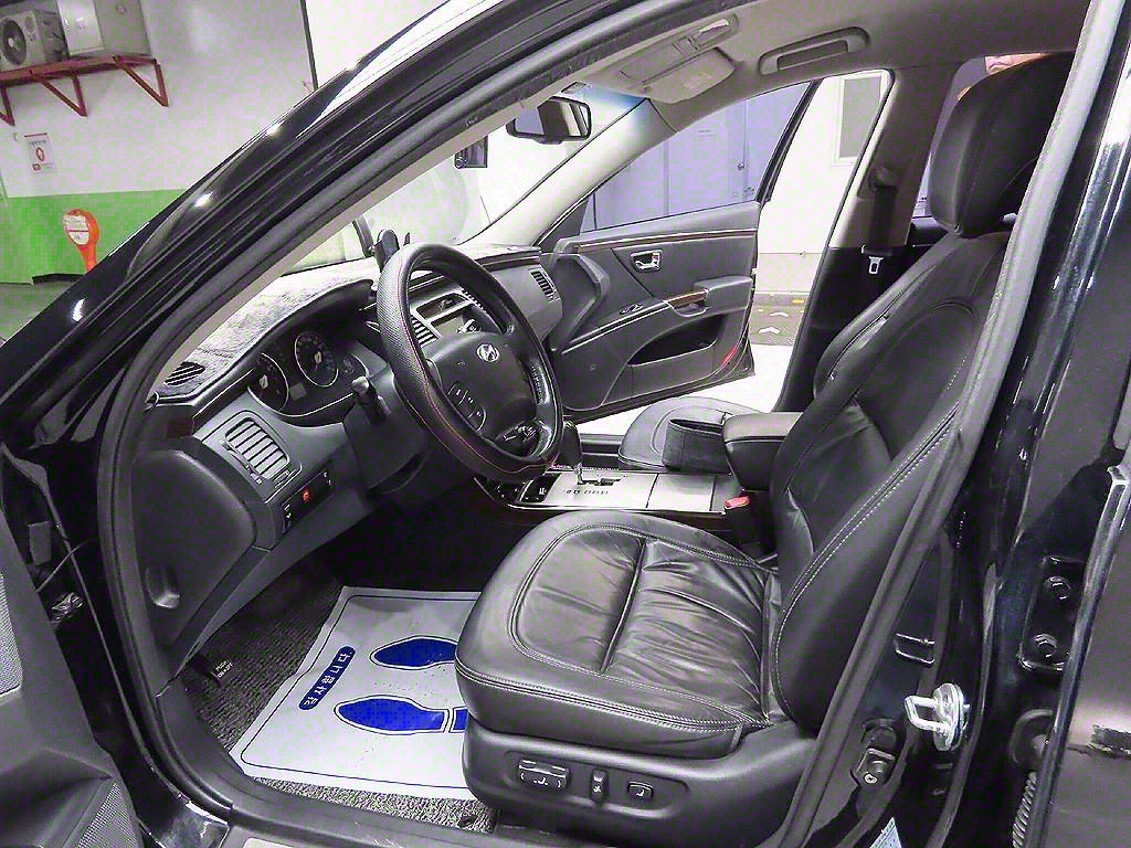 HYUNDAI Grandeur 2010 Negro - Importación desde Corea - HF Imports Iquique - Foto 10