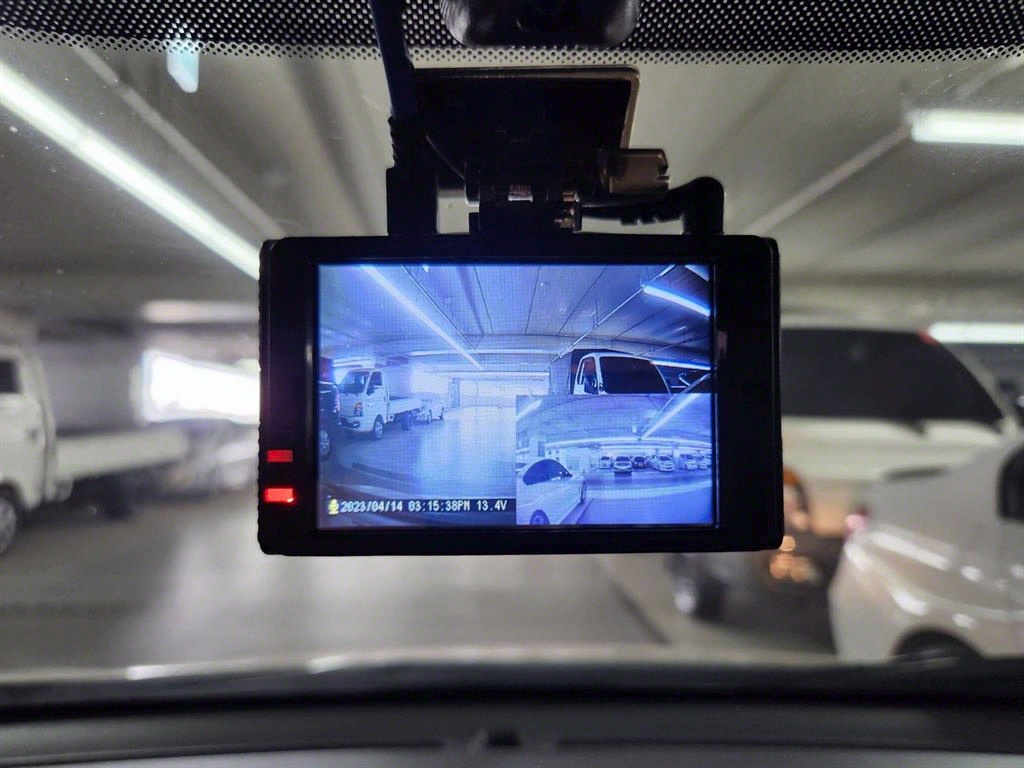 KIA Sorento - Vista 9