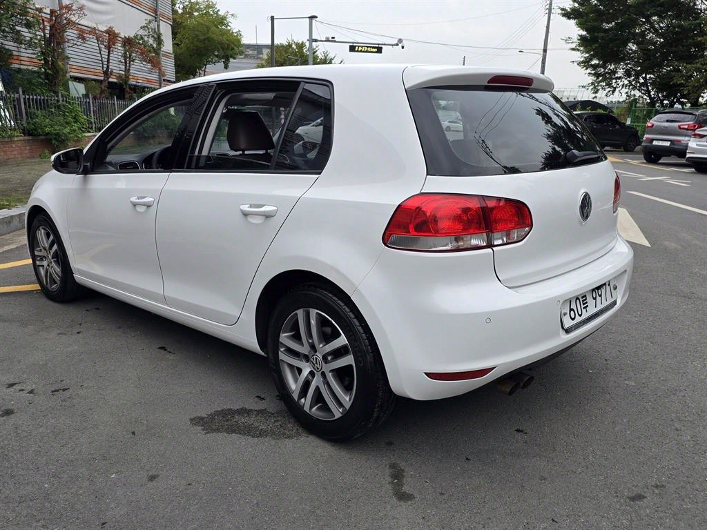 Volkswagen Golf 2012 Blanco - Importación desde Corea - HF Imports Iquique - Foto 20