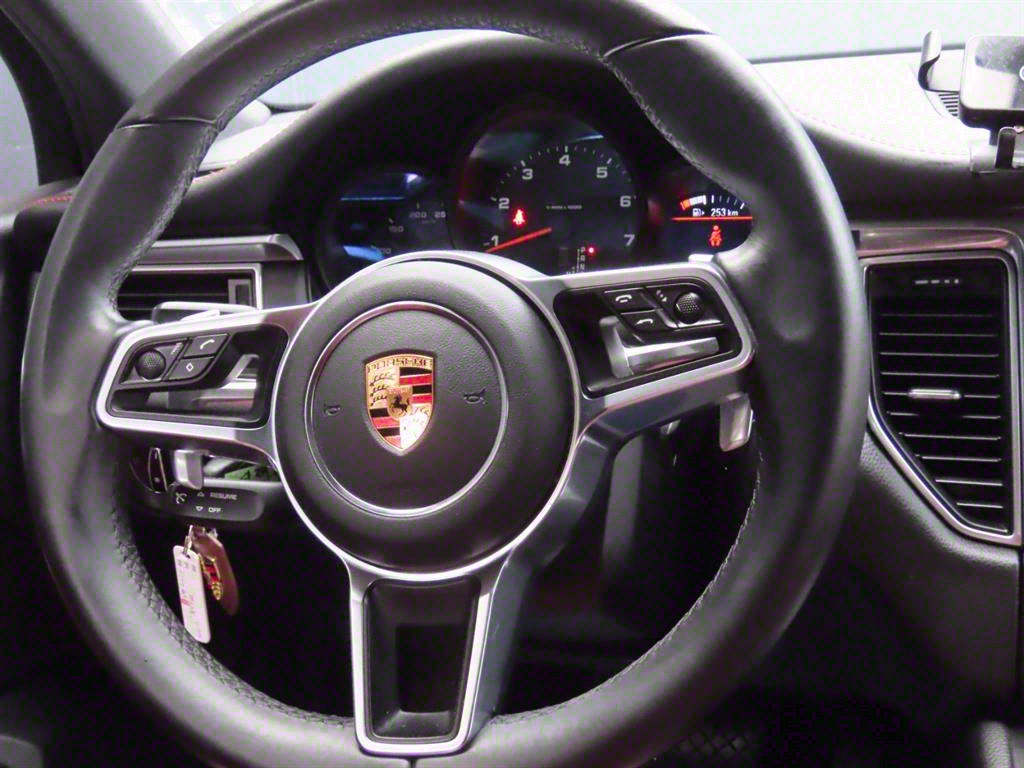 Porsche Macan - Vista 9