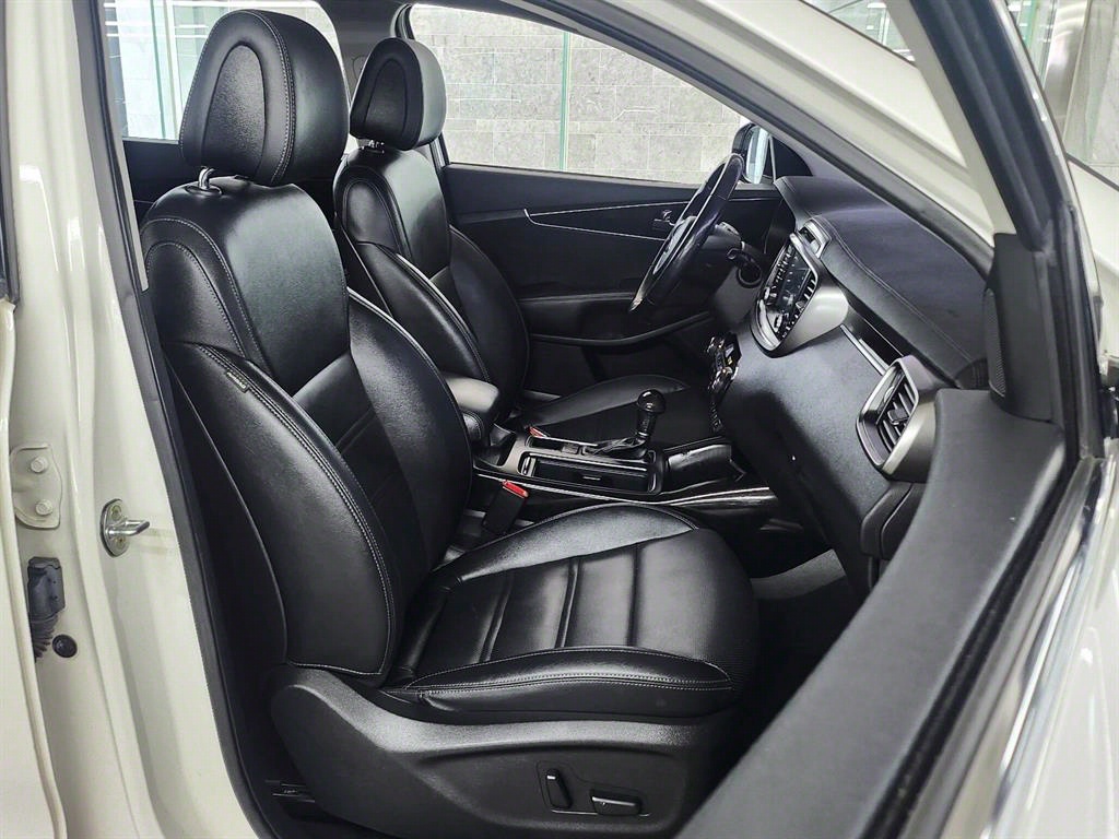 KIA Sorento - Vista 10