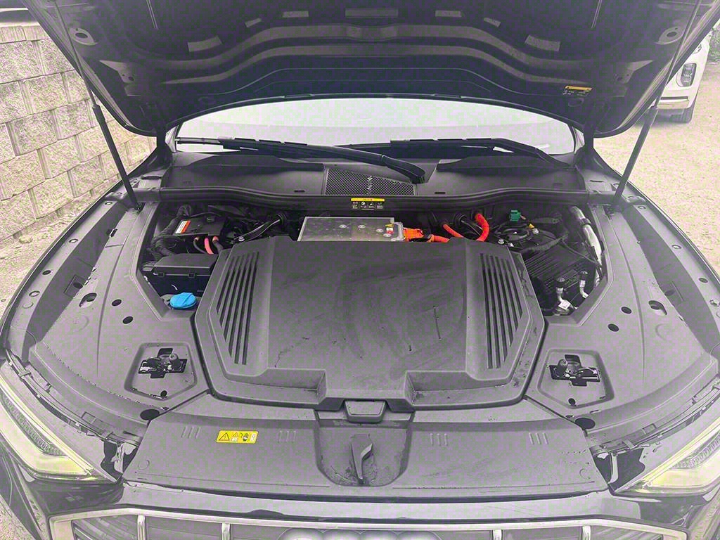 아우디] e-트론 55 콰트로