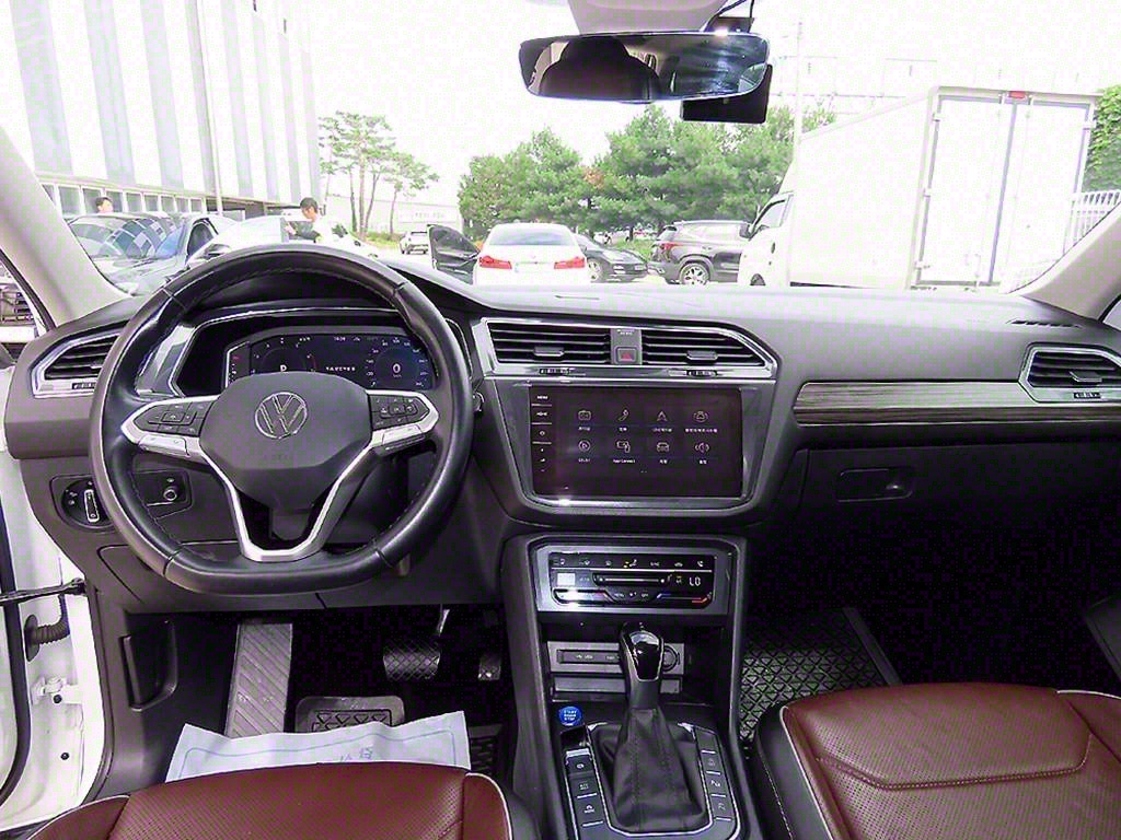 Volkswagen Tiguan - Vista 7