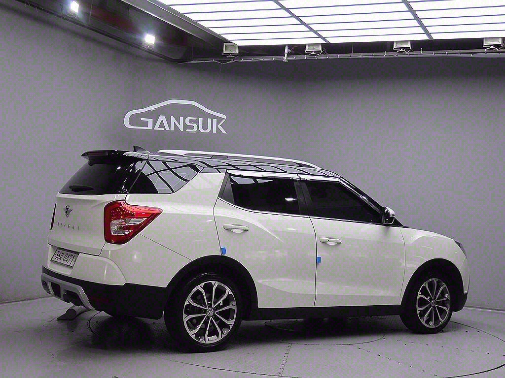 Ssangyong Tivoli - Vista 7