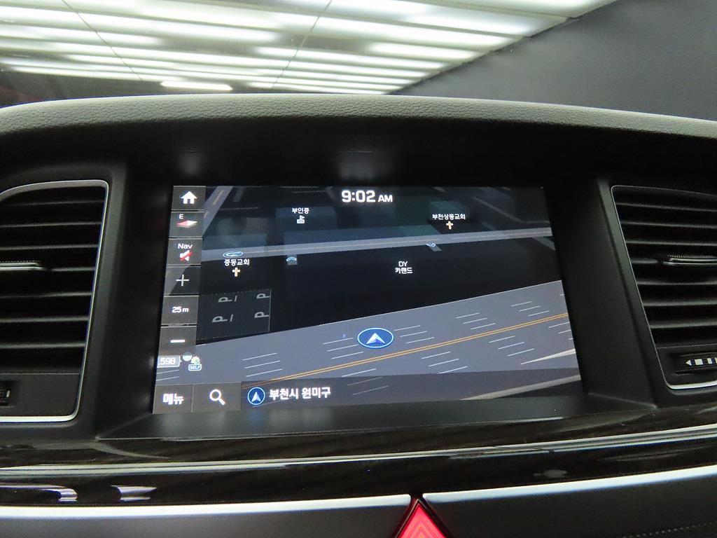 Genesis G80 - Vista 9