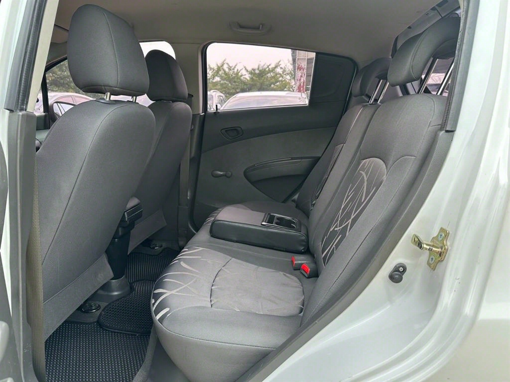 Chevrolet Spark - Vista 8