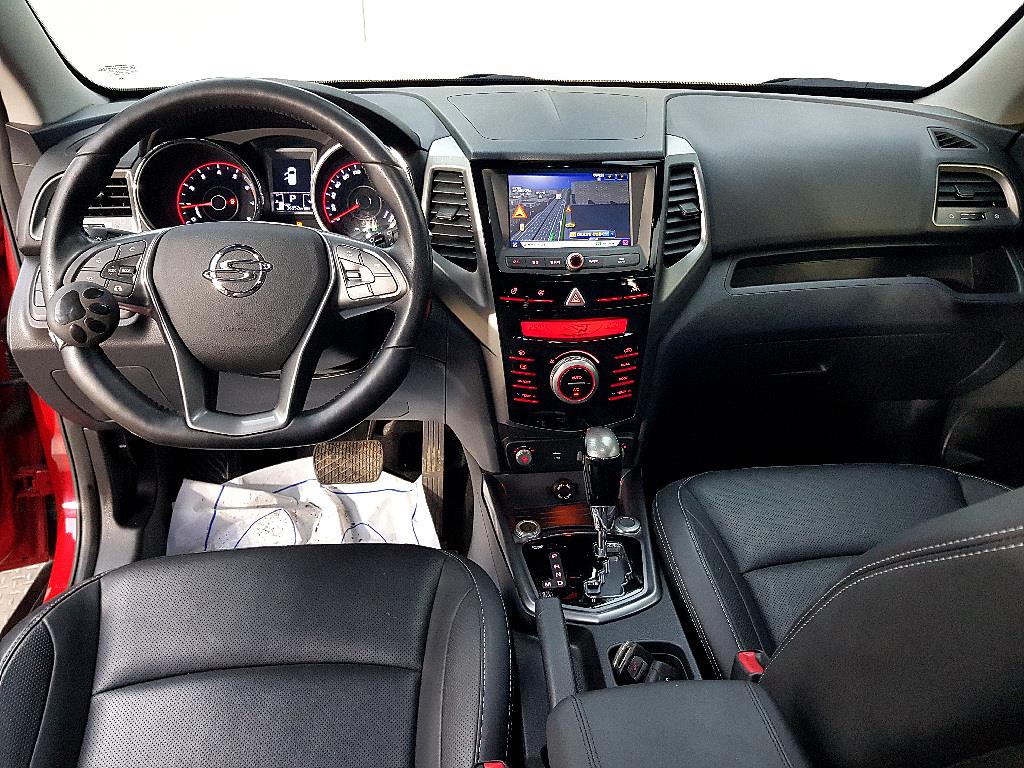 Ssangyong Tivoli - Vista 5