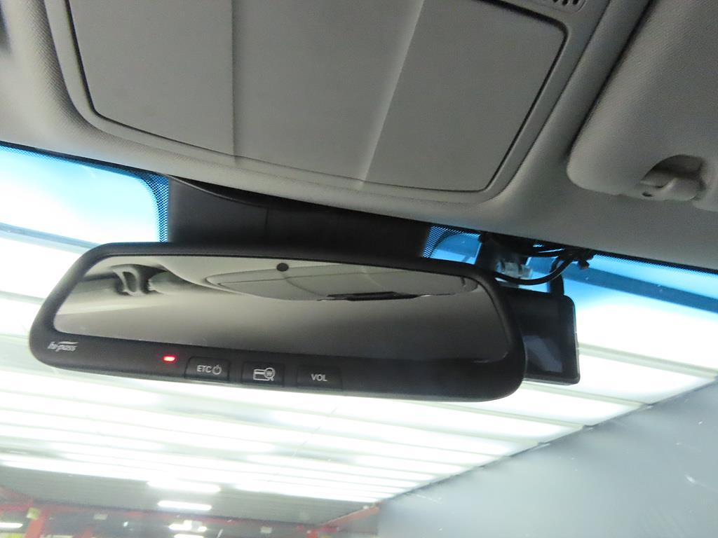 HYUNDAI Grandeur - Vista 12