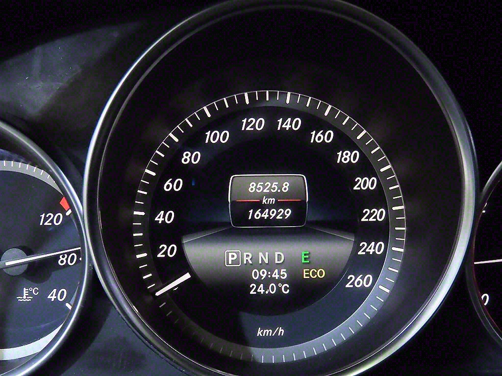 Mercedes Benz C Class - Vista 9