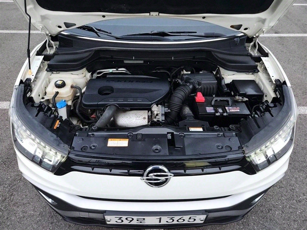 Ssangyong Tivoli - Vista 6