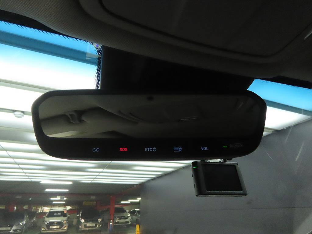 Genesis G80 2018 Blanco - Importación desde Corea - HF Imports Iquique - Foto 15